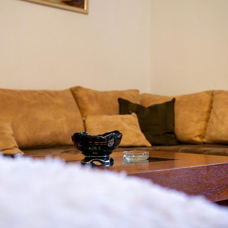 Bllok Bright Private Bedrooms With Private Bathroom On Shared Apartment Тирана Екстер'єр фото