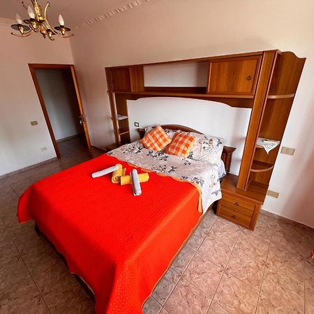 Bllok Bright Private Bedrooms With Private Bathroom On Shared Apartment Тирана Екстер'єр фото