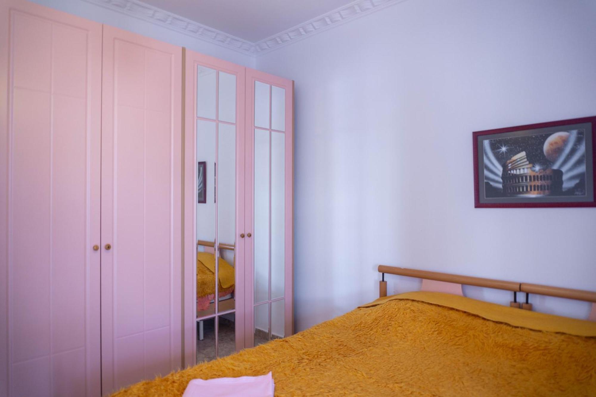 Bllok Bright Private Bedrooms With Private Bathroom On Shared Apartment Тирана Екстер'єр фото