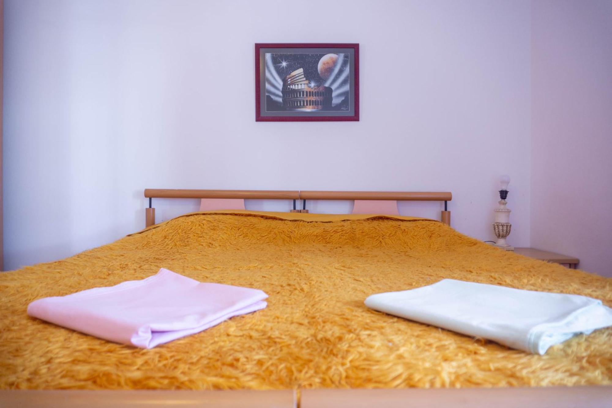 Bllok Bright Private Bedrooms With Private Bathroom On Shared Apartment Тирана Екстер'єр фото
