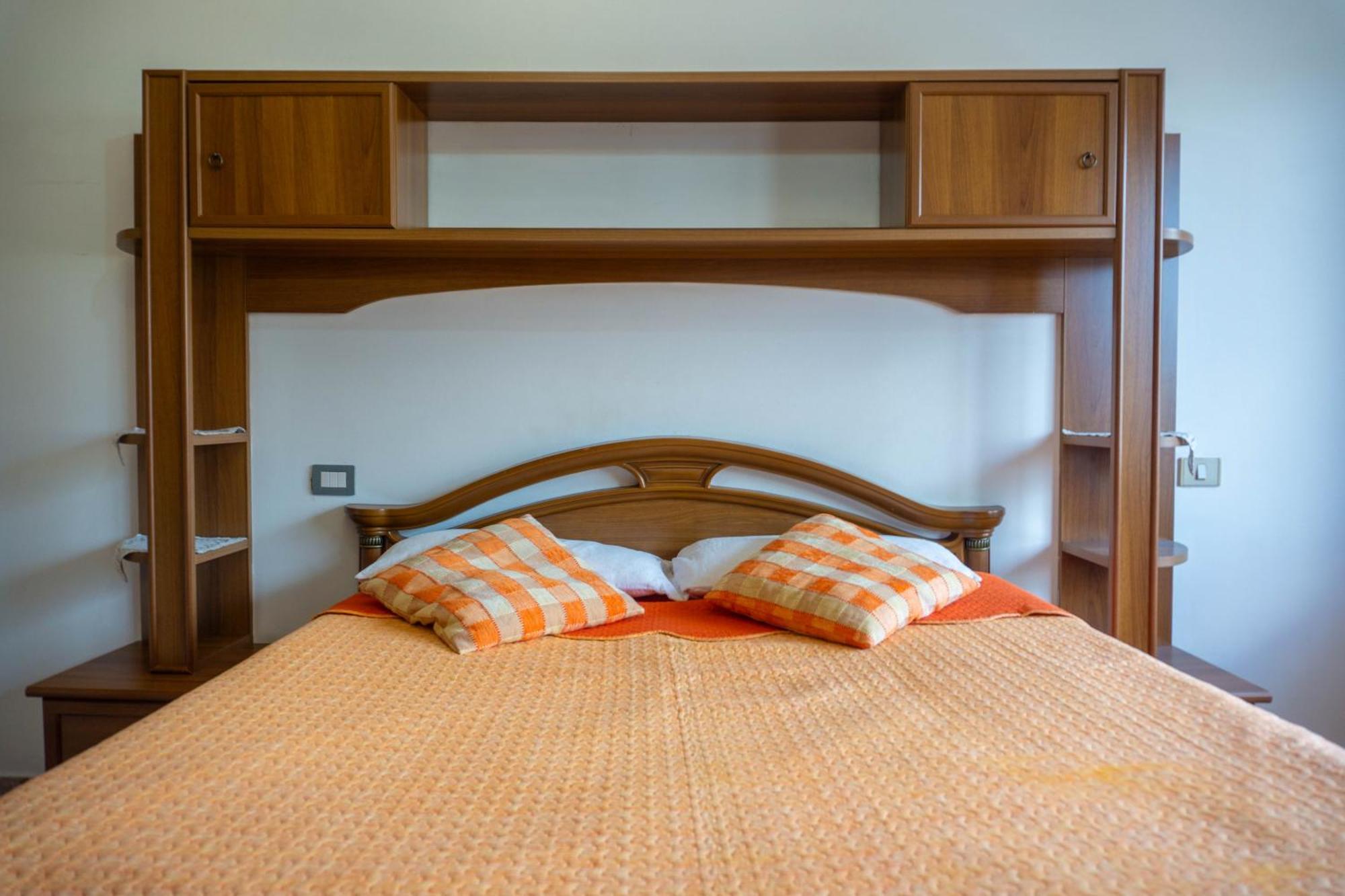 Bllok Bright Private Bedrooms With Private Bathroom On Shared Apartment Тирана Екстер'єр фото