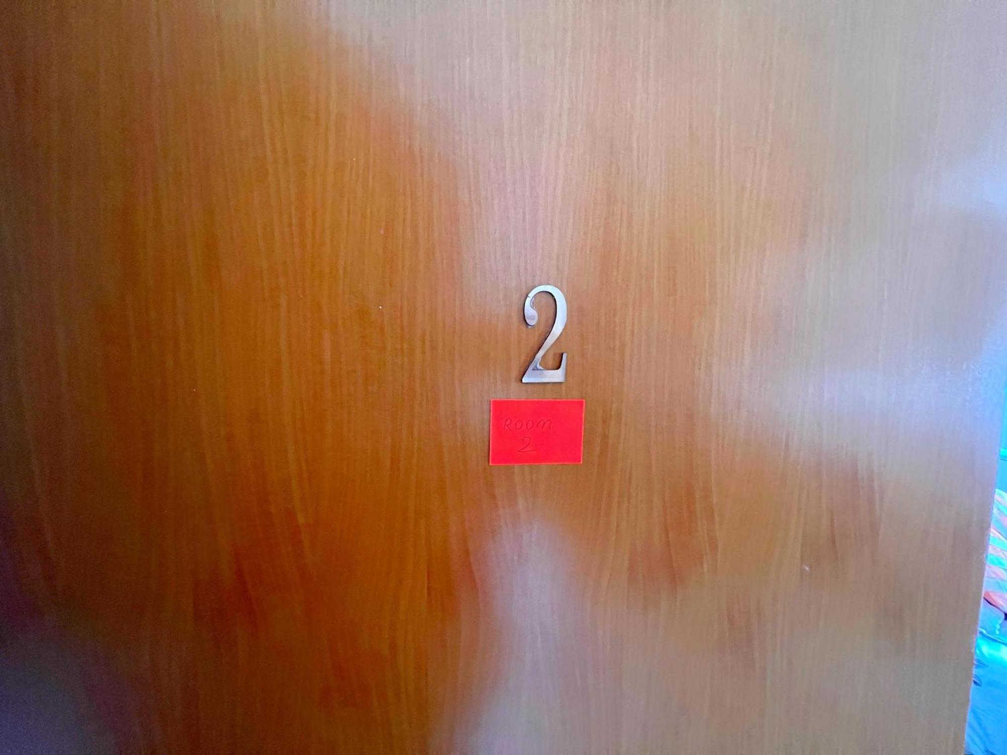 Bllok Bright Private Bedrooms With Private Bathroom On Shared Apartment Тирана Екстер'єр фото